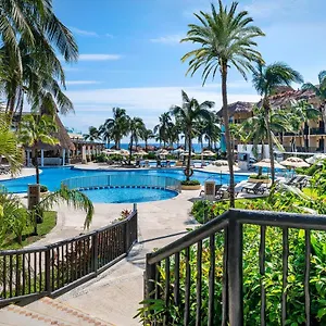 Resort Catalonia Yucatan